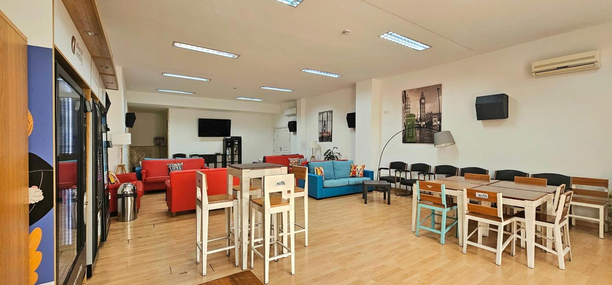 Hostel Residencia Alfil Málaga Eksteriør bilde